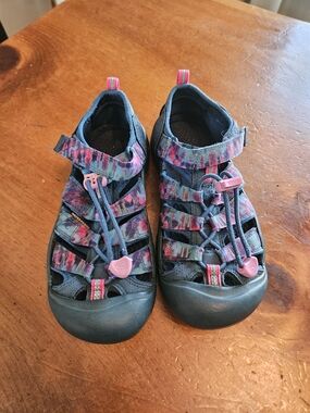 KEEN Newport H2 Tye Dye Waterproof Sandals.